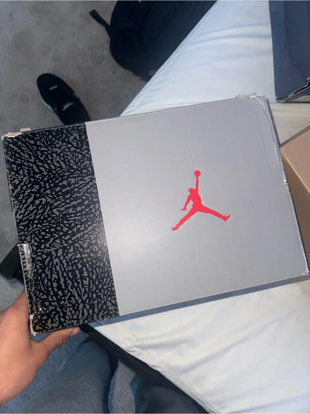 Jordan Men's White and Gray Retro Low-Top Sneaker and Air Jordan 4 